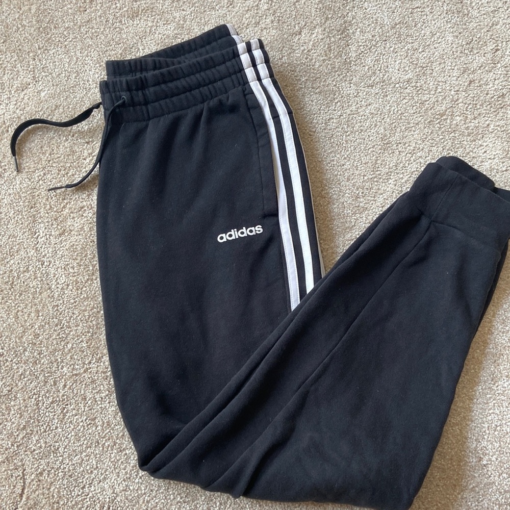 Adidas- Sweatpants/Joggers (M)